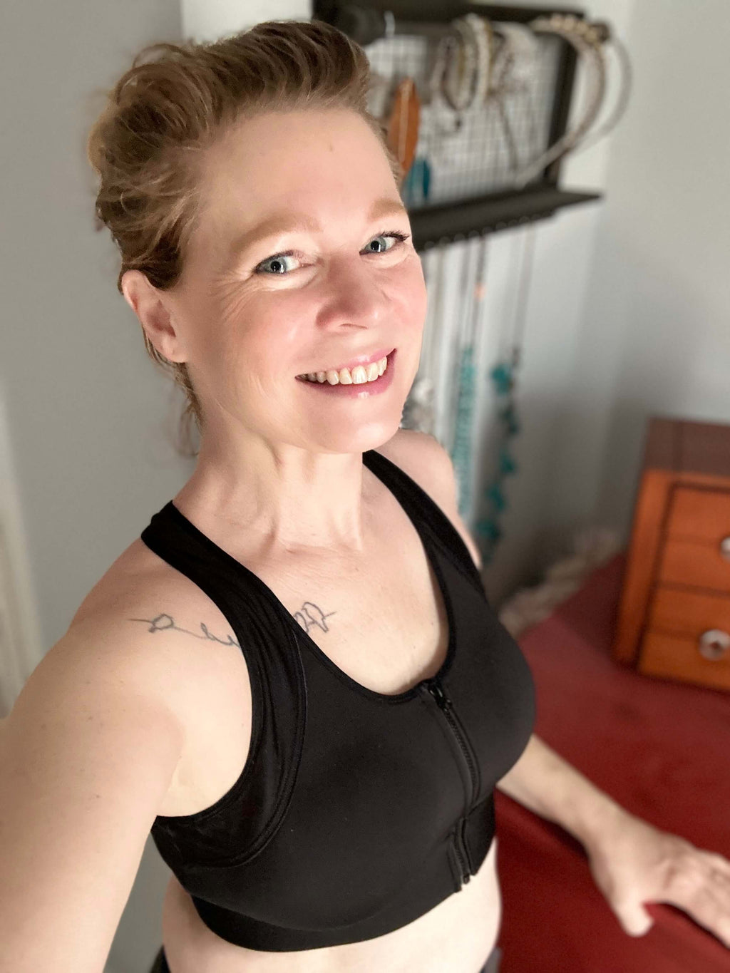 EaseZip Comfort Support Bra